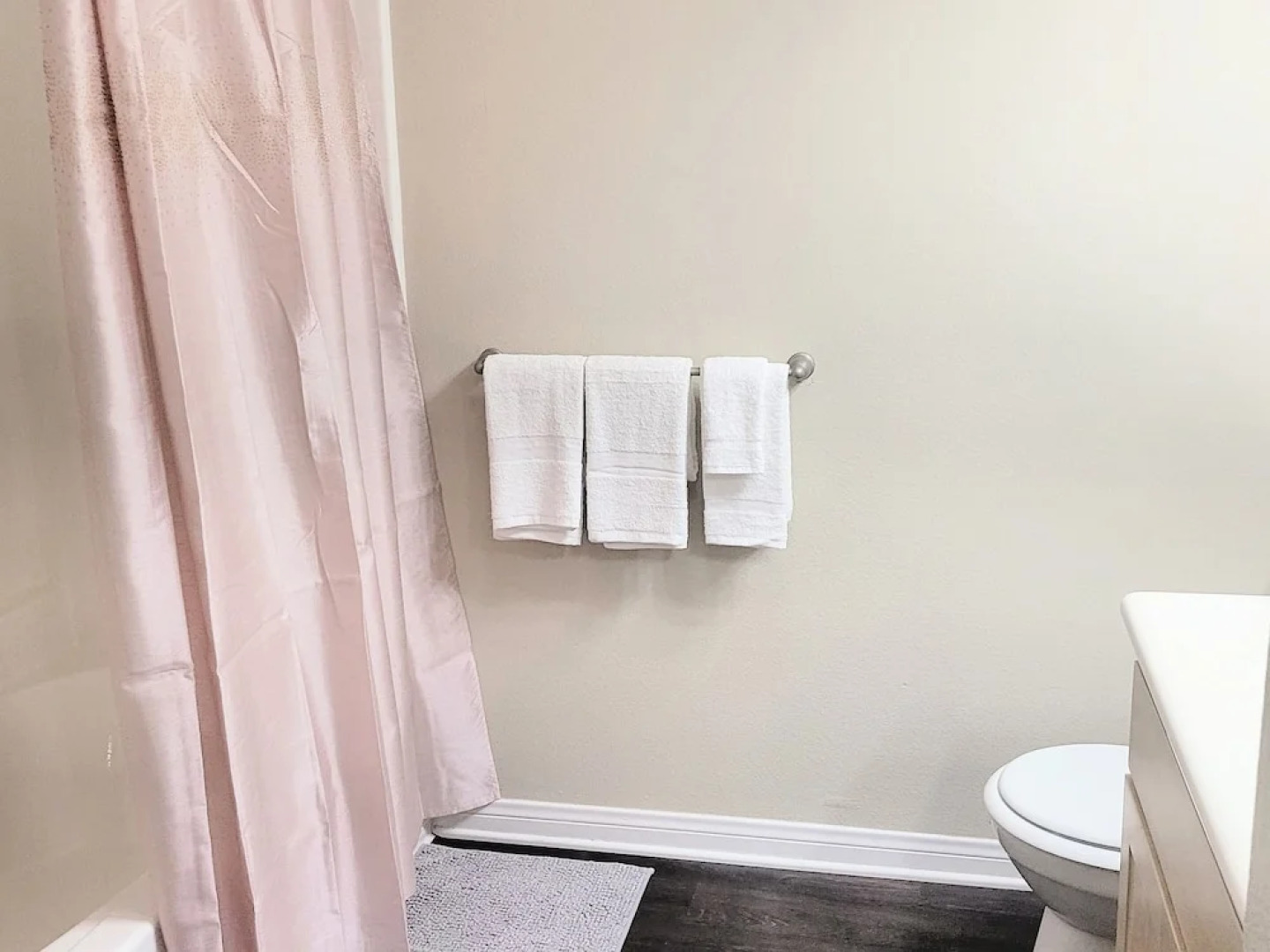 Lovely Apartments at Fullerton