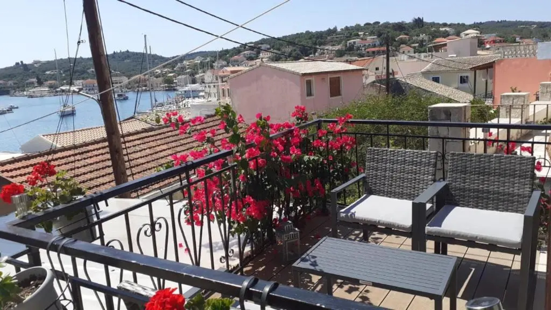 Paola's Sea View House Paxos