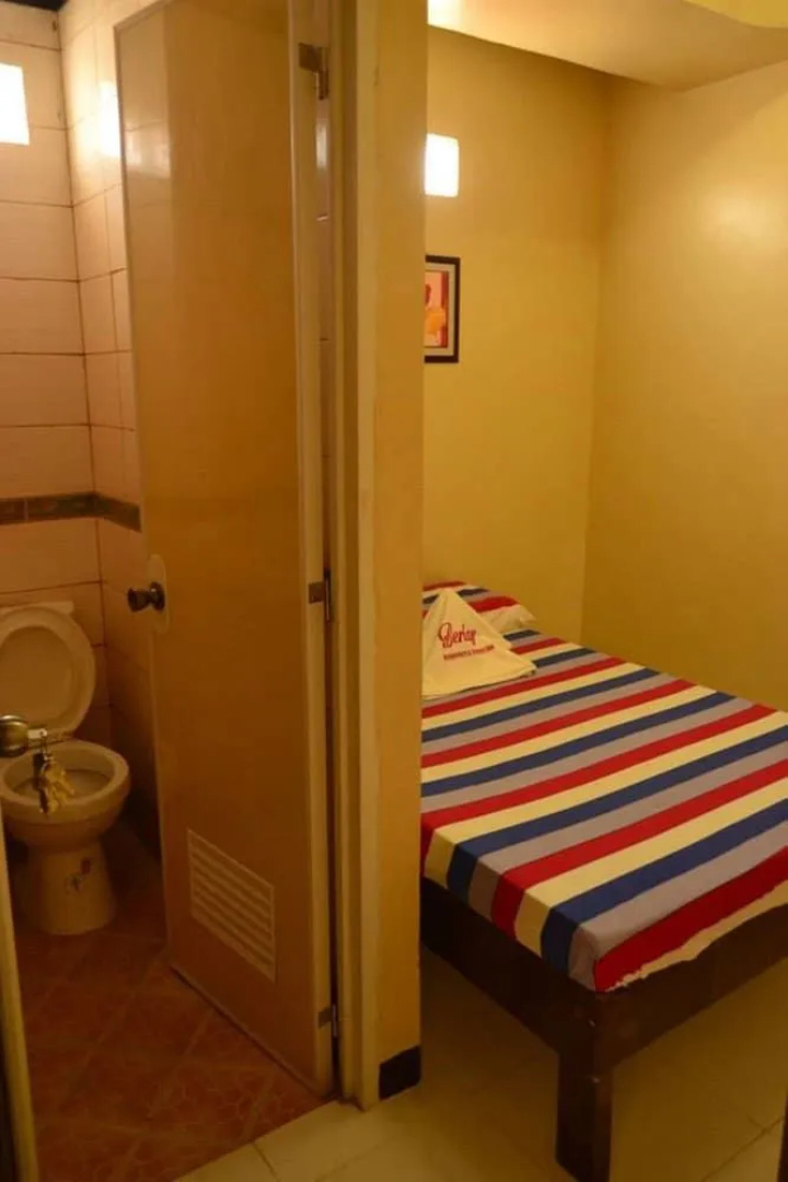 Berlay Backpackers and Tourists Inn