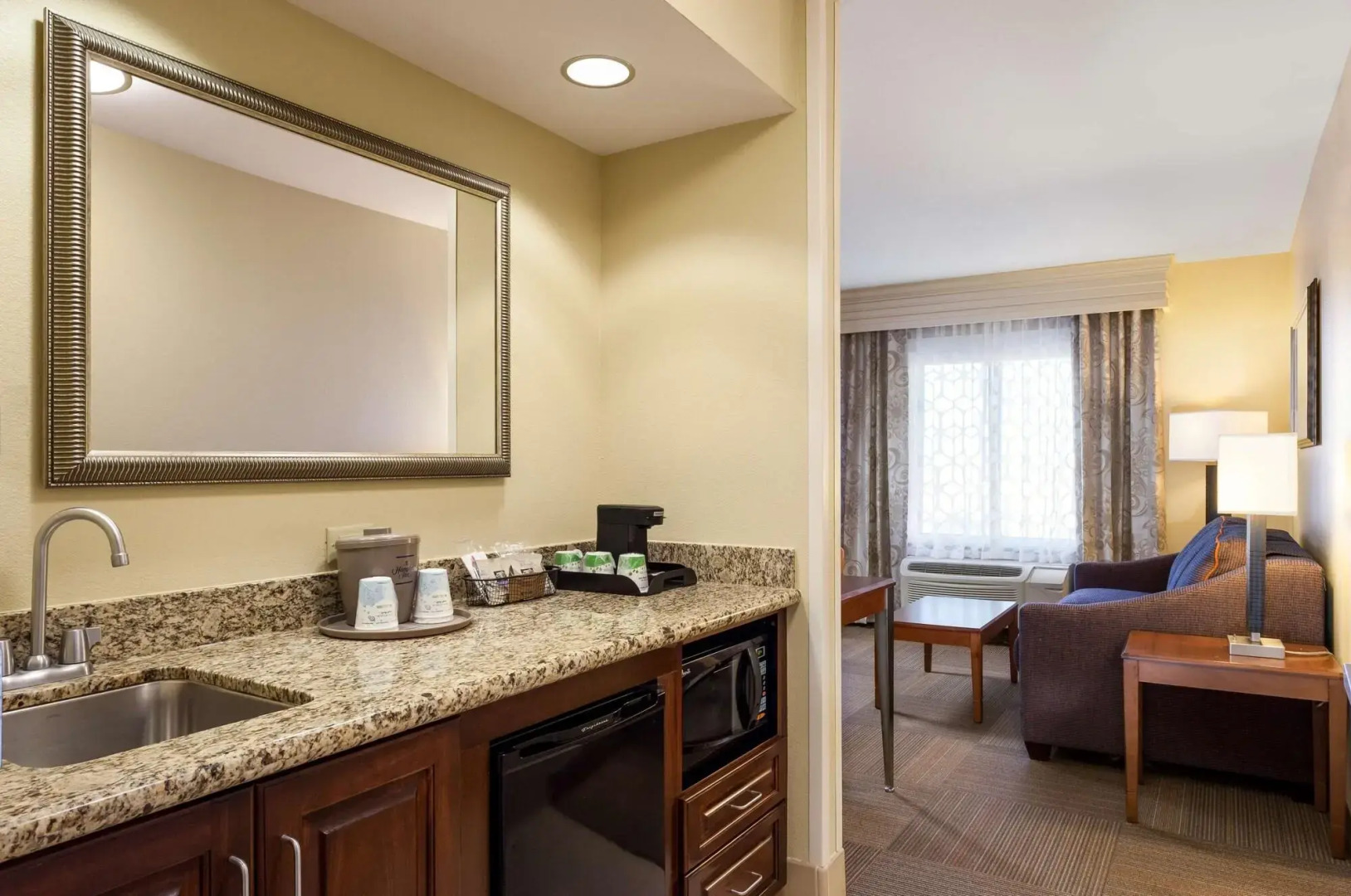 Hampton Inn & Suites Las Vegas-Red Rock/Summerlin