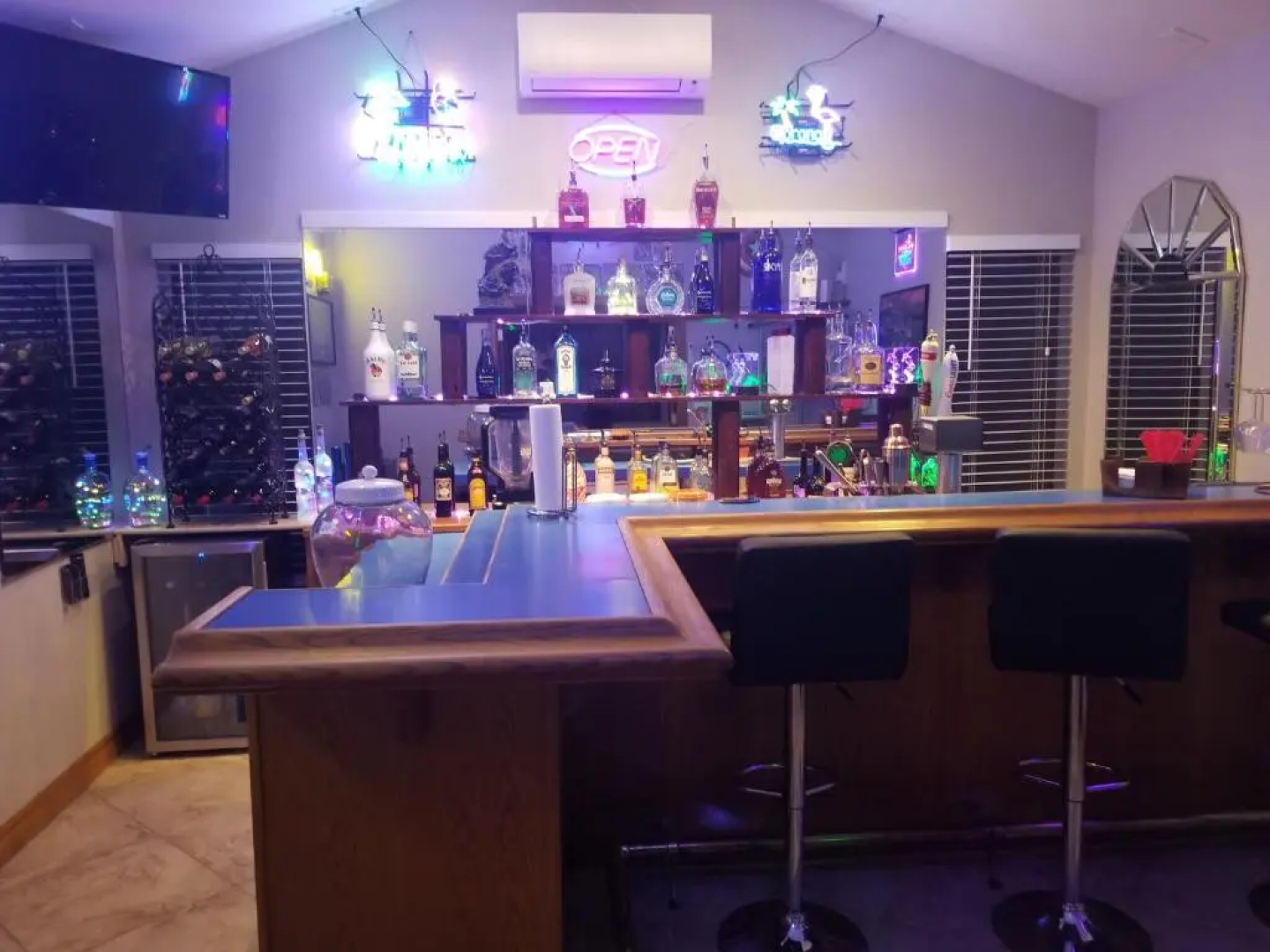 Private Pickleball Pool & Palms Resort