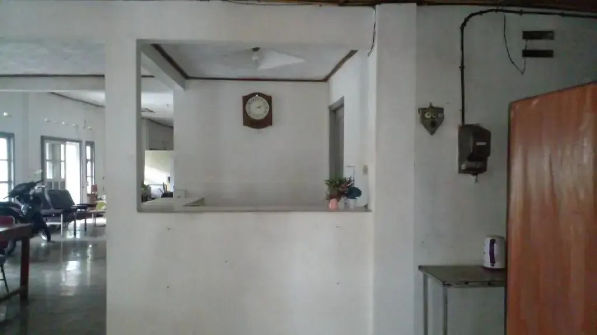 Hotel Raya by OYO Rooms