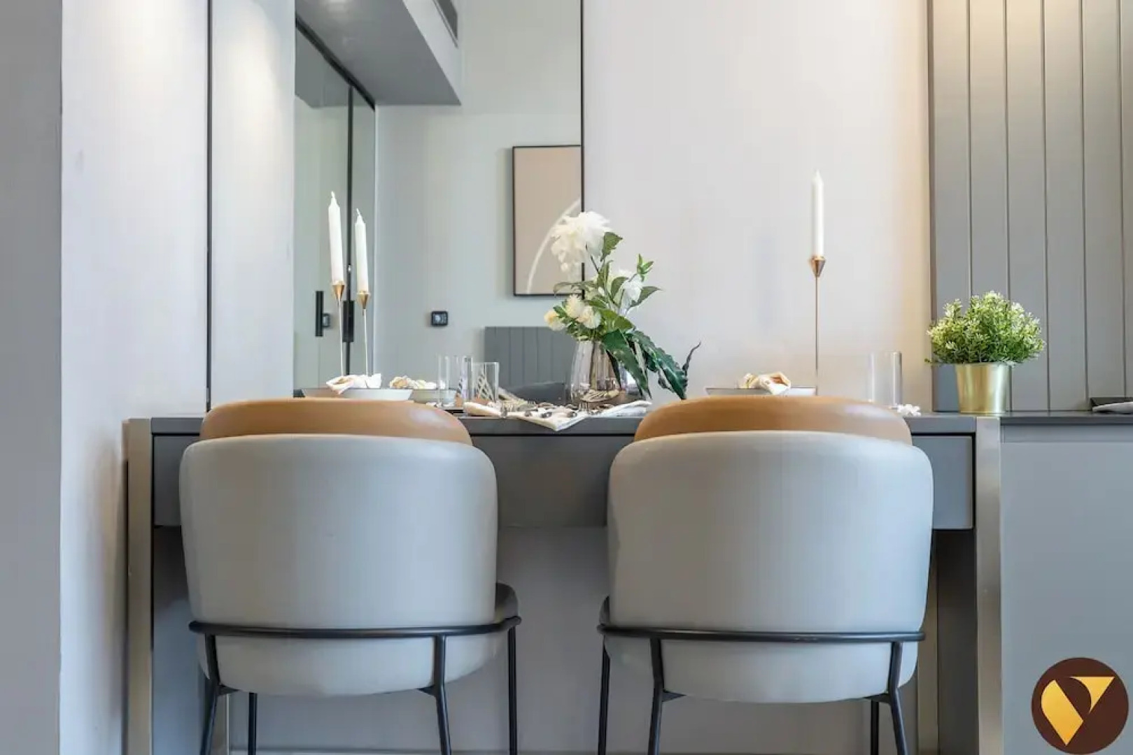 MAG318 Lux Burj Khalifa Walk Pool View