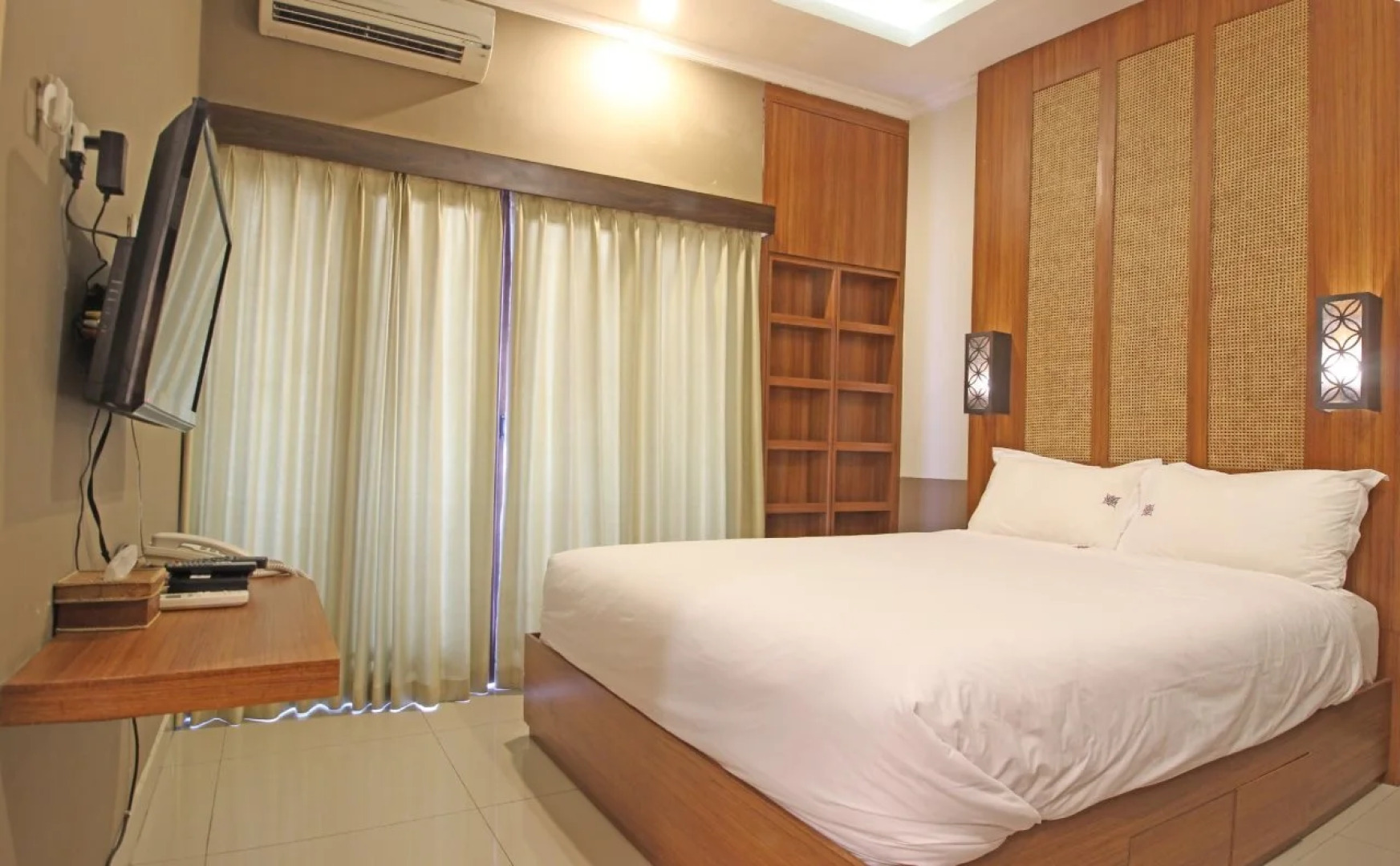 RedDoorz Plus @ Rumah Kandjani