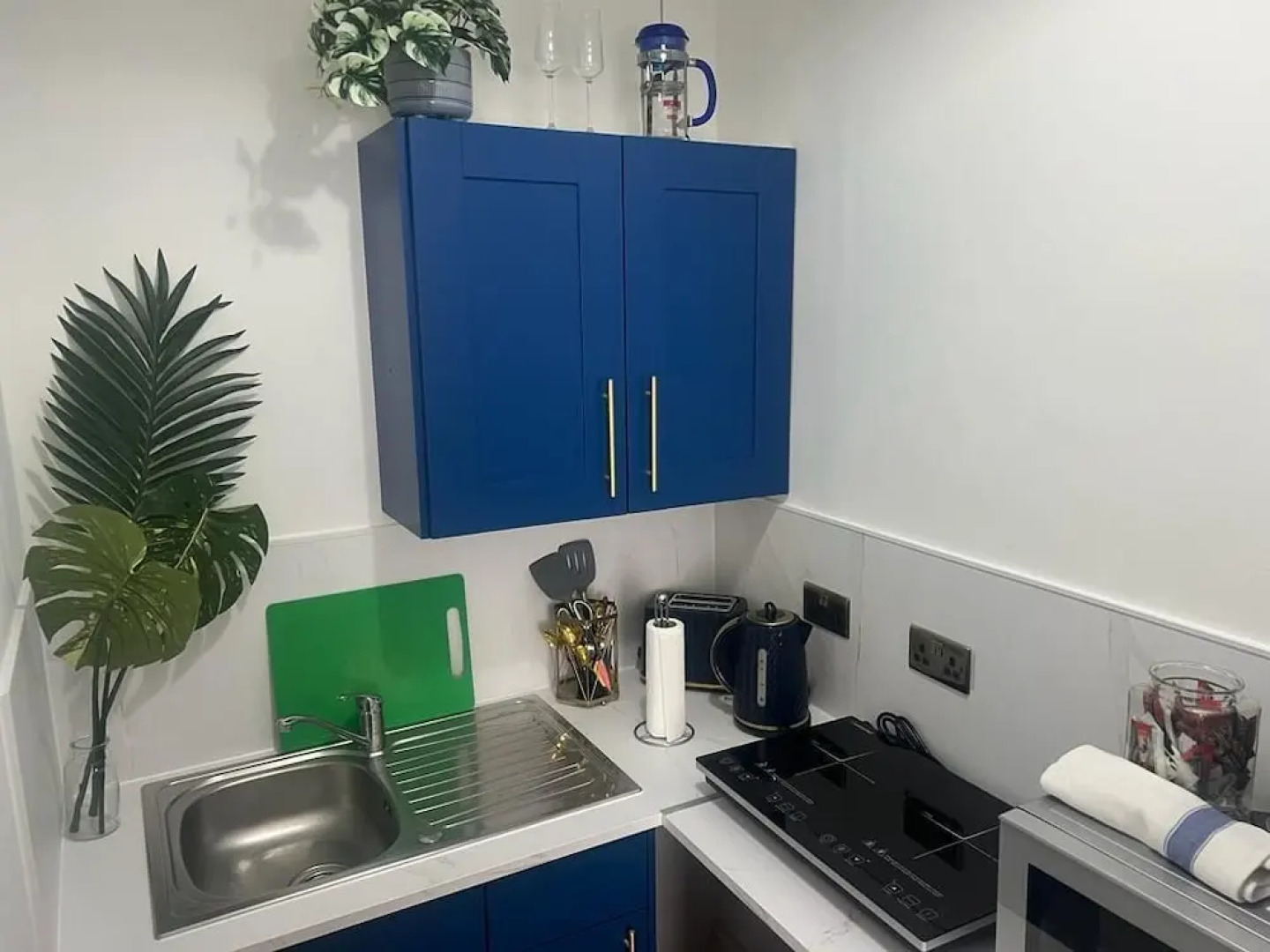 James Place @ Dowlais