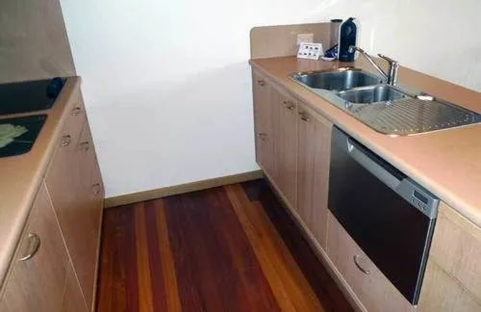 Gipsy Point Lakeside