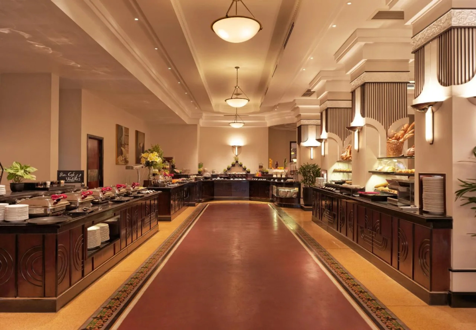 Azerai La Residence Hue