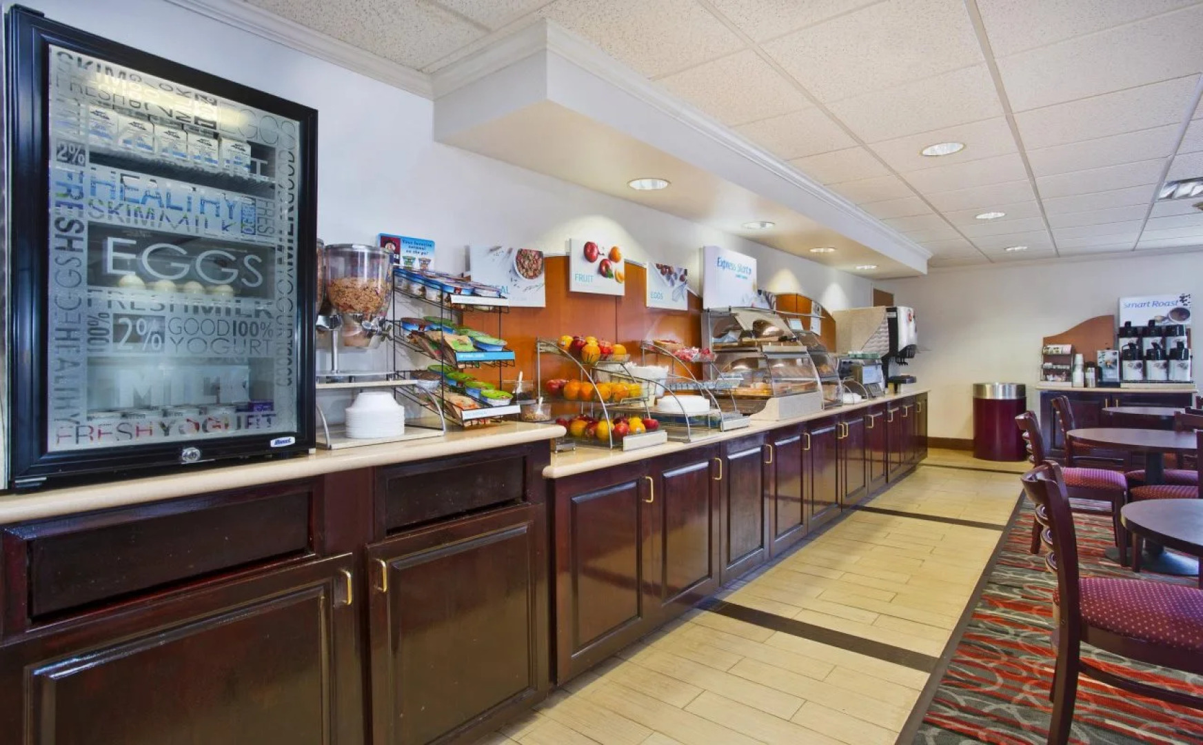 Holiday Inn Express Hotel & Suites Columbus-Groveport by IHG