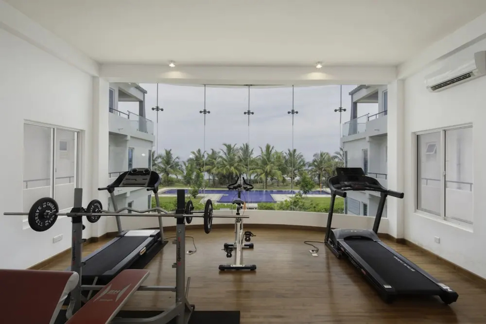 CASAMIA Oceanfront Condo Nilaveli