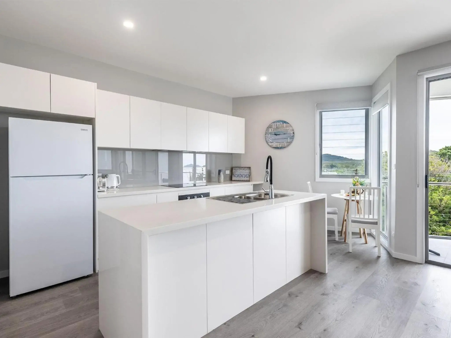 Fingal Bay View Unit 1 16 Tuna Crescent