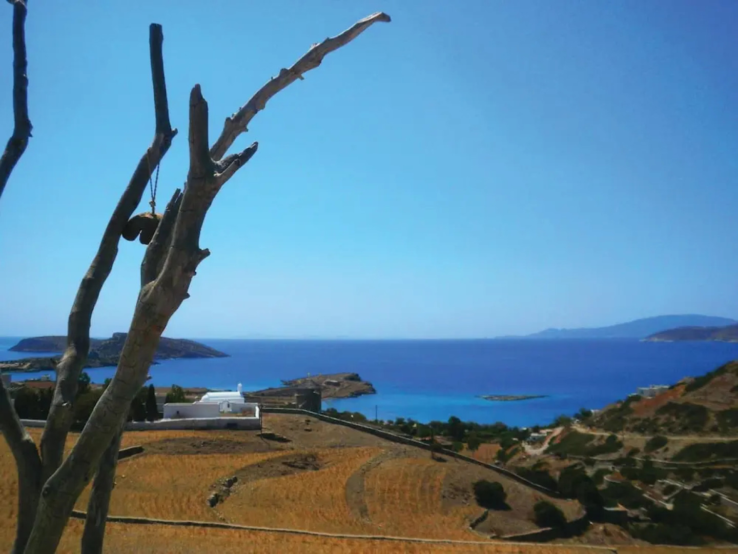 Ailouros summer hotel