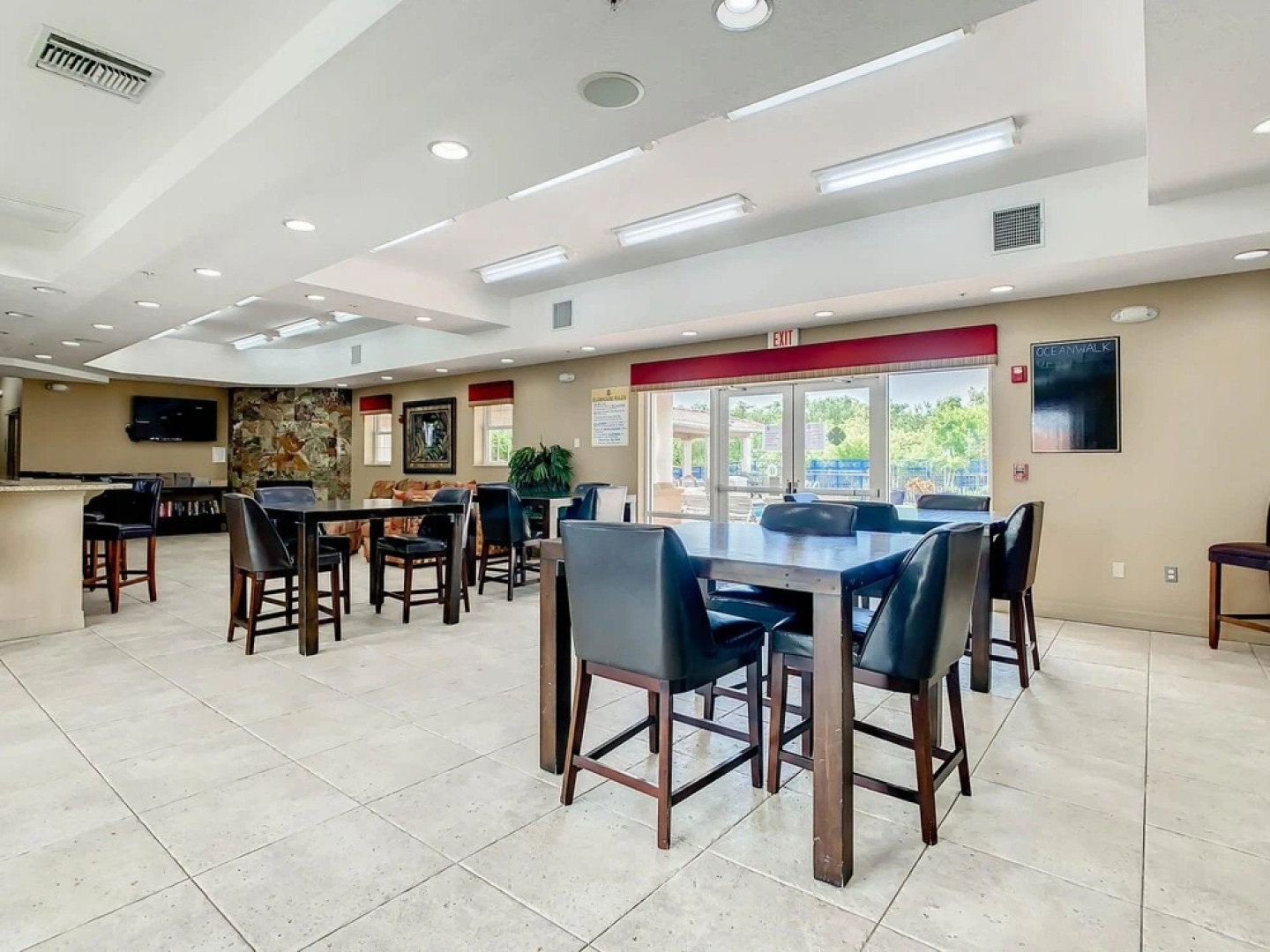 Enjoy the Gorgeous Sunset in This Beautiful 3 2 Condo Ow9-305