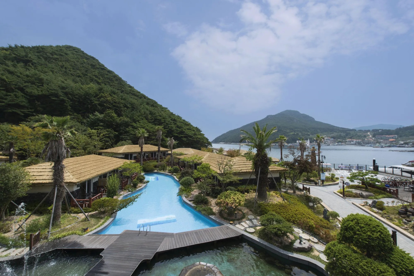 Hansan Marina Hotel & Resort