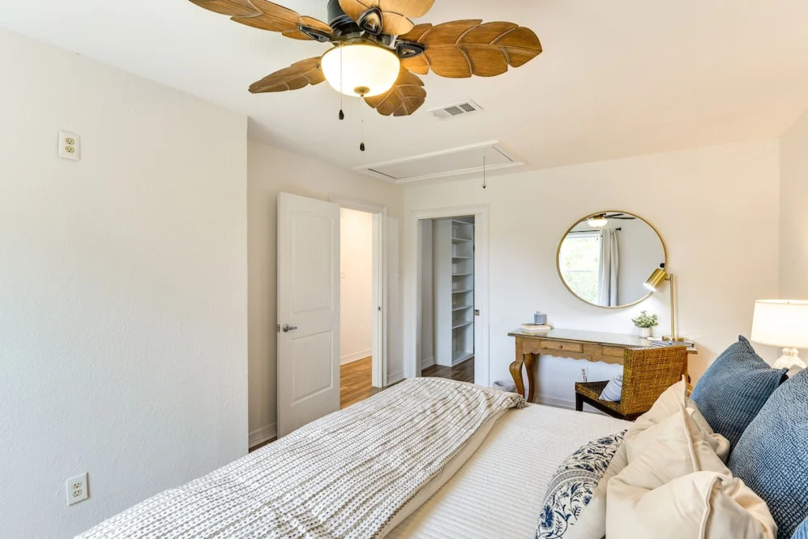 Waterfront Escape on Lake Granbury: Deck & Patio!