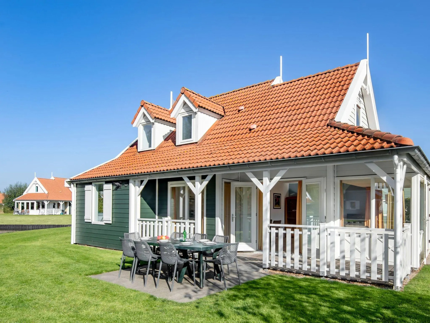 Comfortable villa with veranda, near the Grevelingen Lake