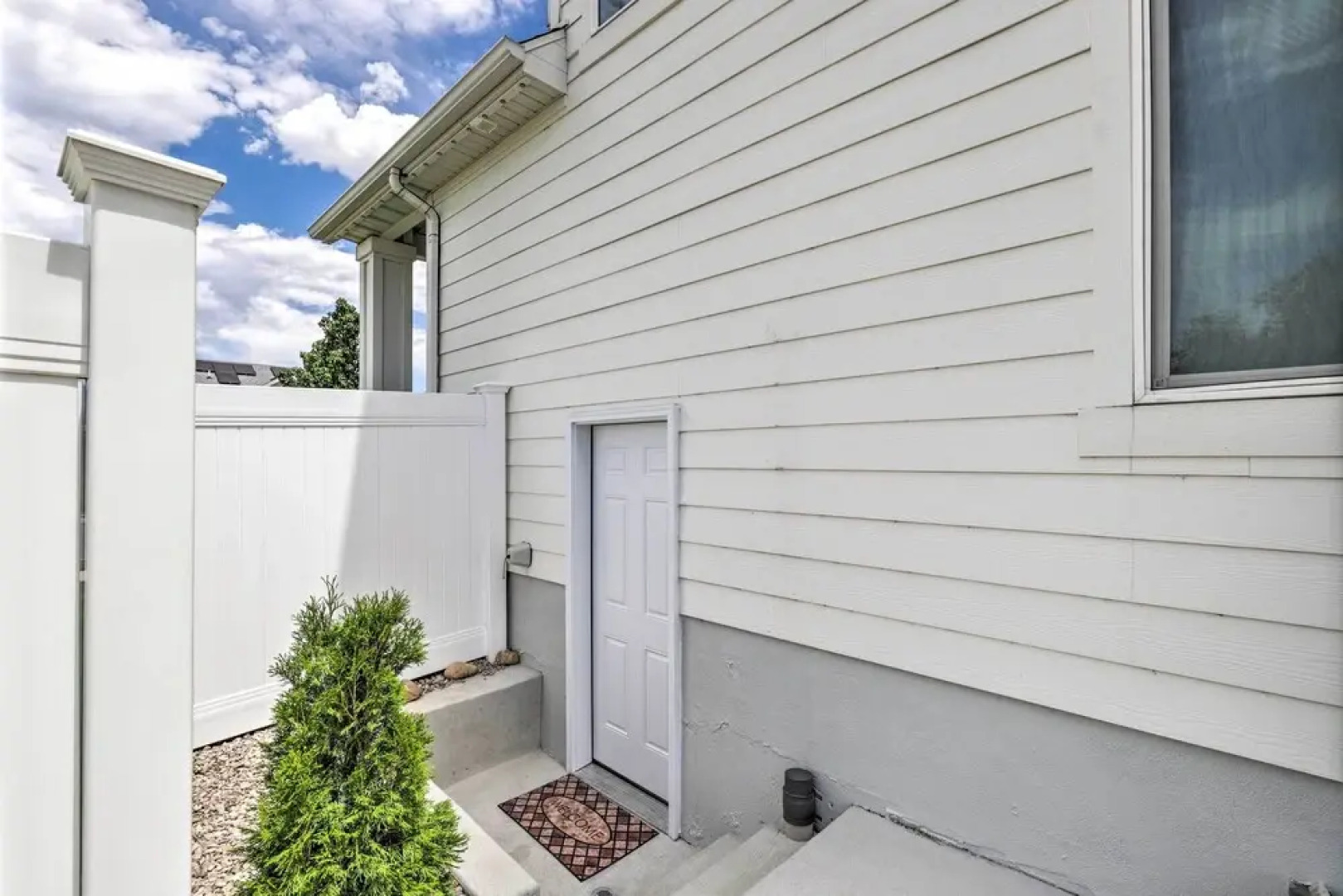 Short Drive to State Parks: Herber City Apt