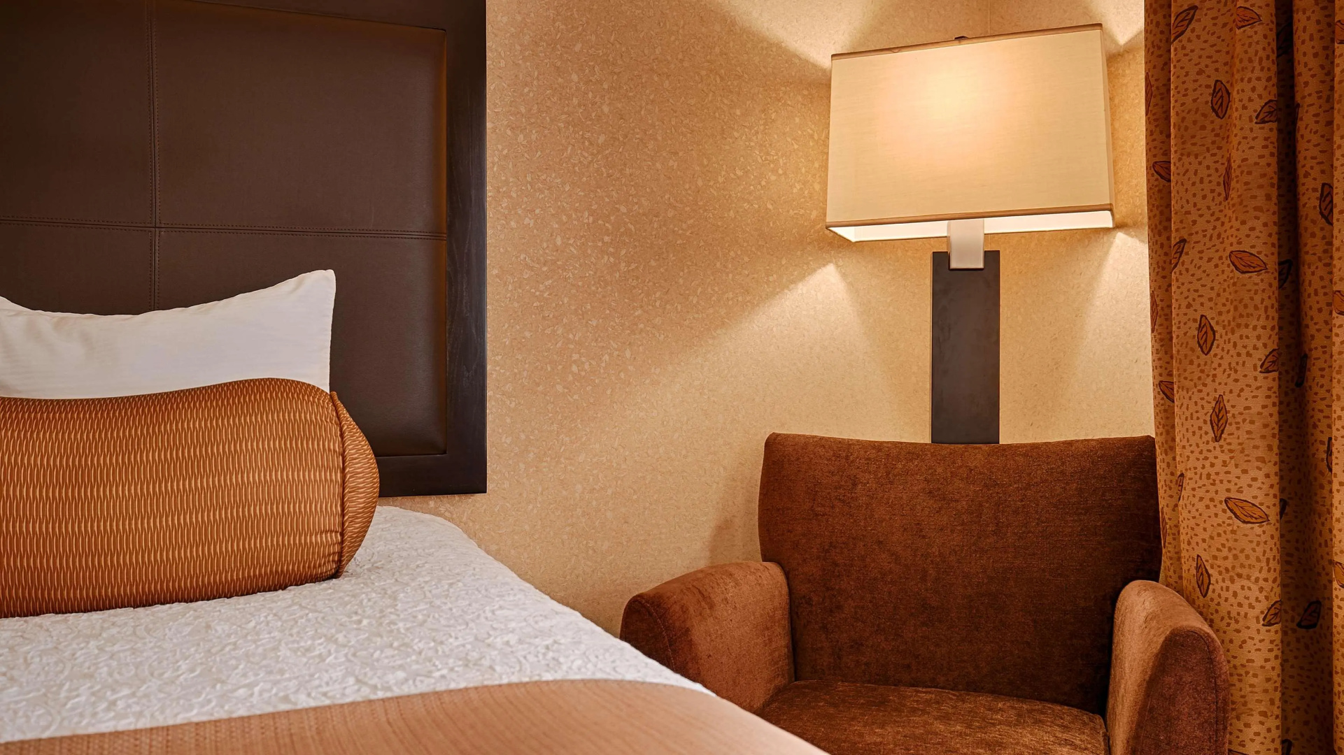 Lloyd Hotel Astoria Bayfront, an Ascend Collection Hotel