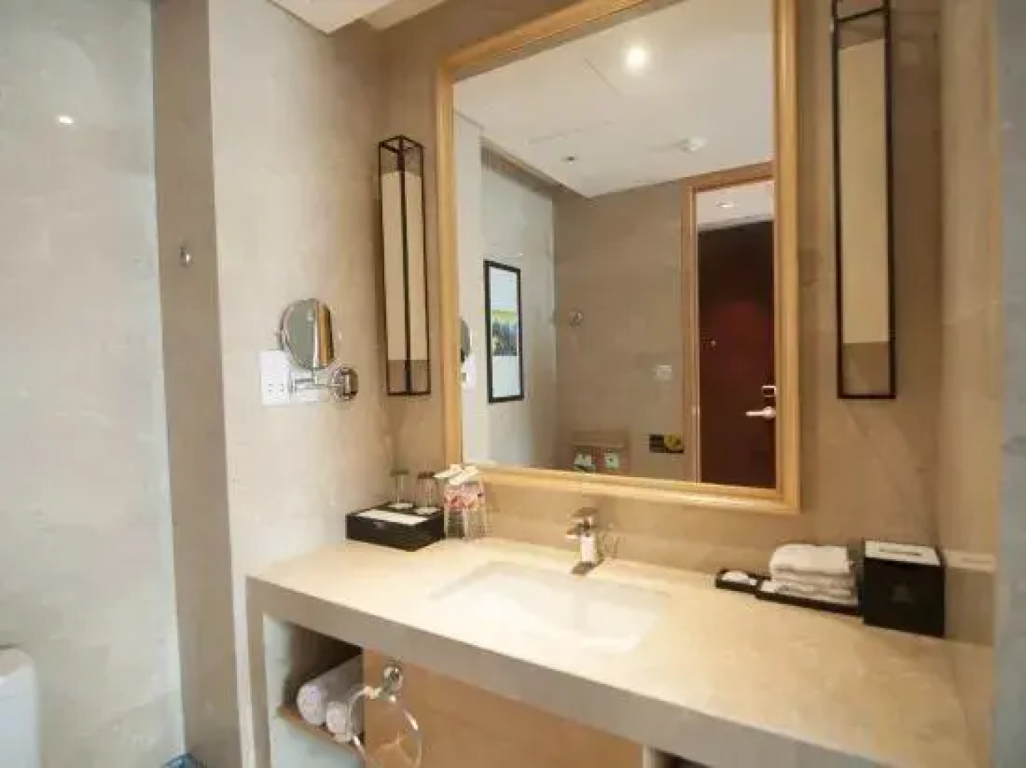 Songzi International Hotel