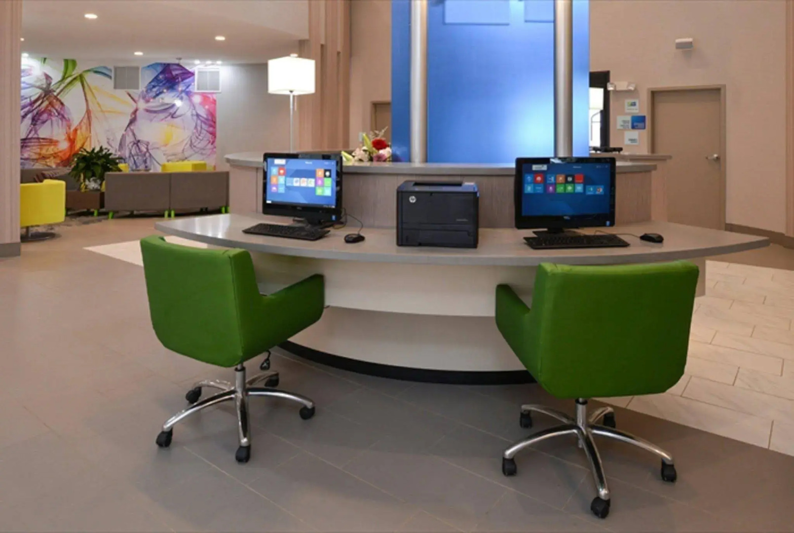 Holiday Inn Express & Suites Shippensburg by IHG