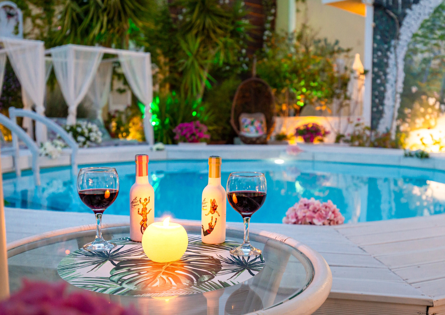 V.A. Boutique Apartments and Suites