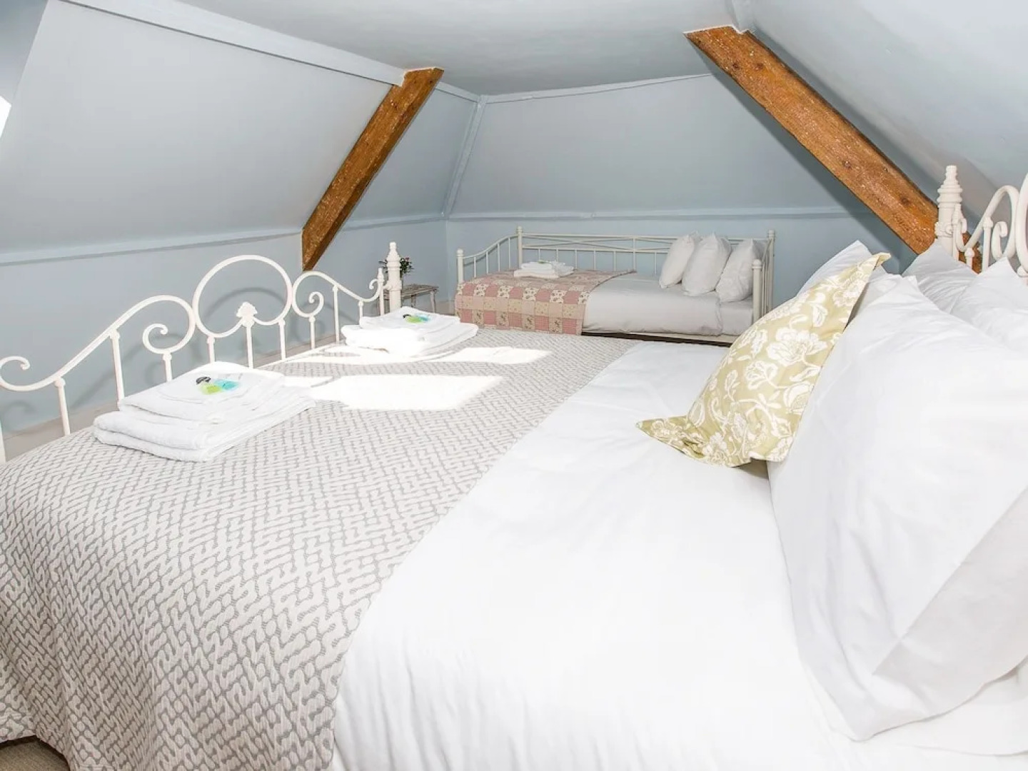 EJs Bed and Breakfast