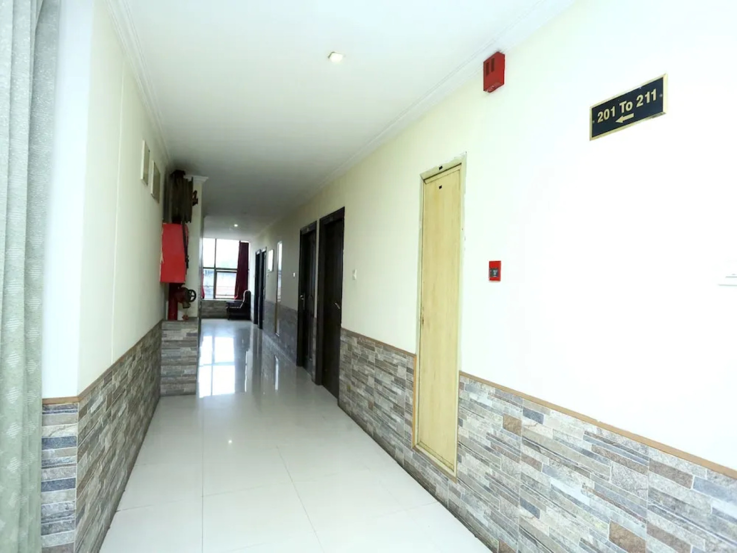 OYO 5075 Khaleej Residency