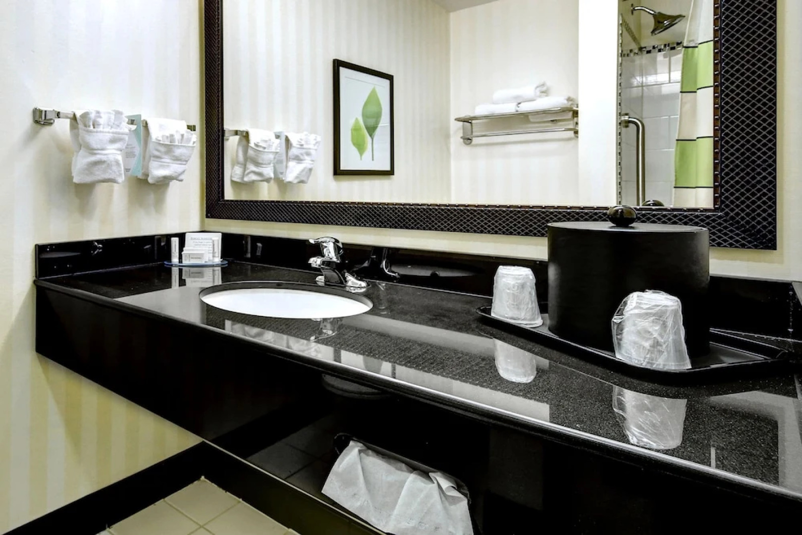 Fairfield Inn & Suites Harrisburg West