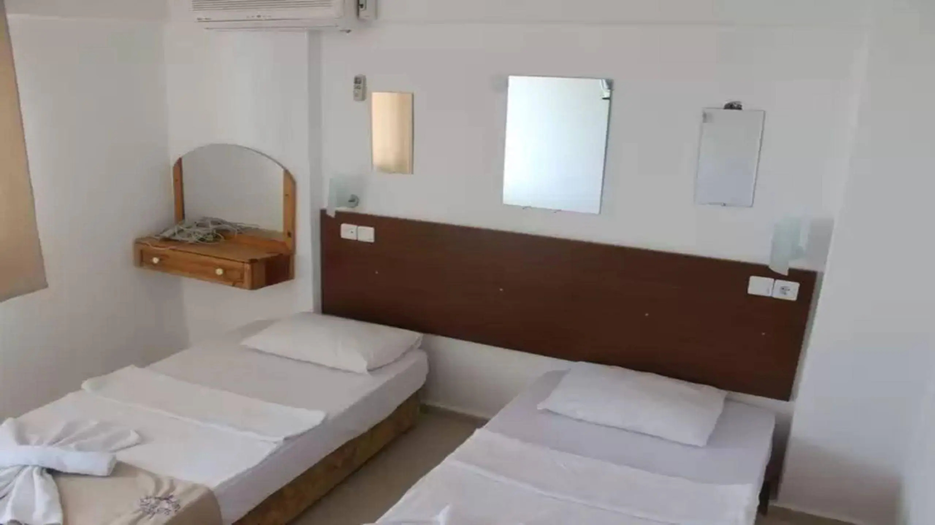Tuana Hotel