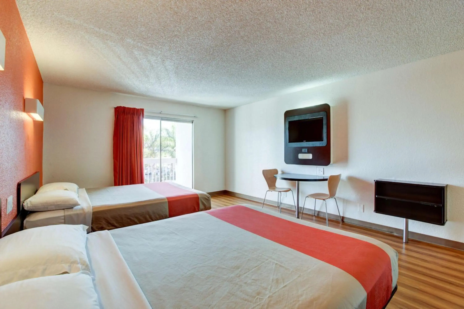 Motel 6 Irvine - Orange County Airport