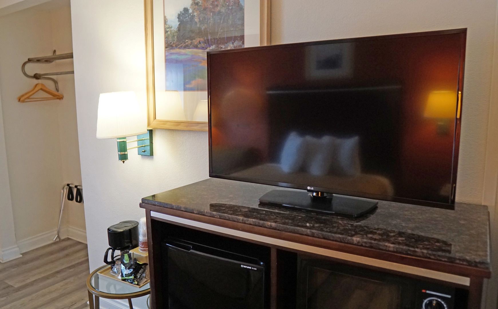 Redondo Inn and Suites