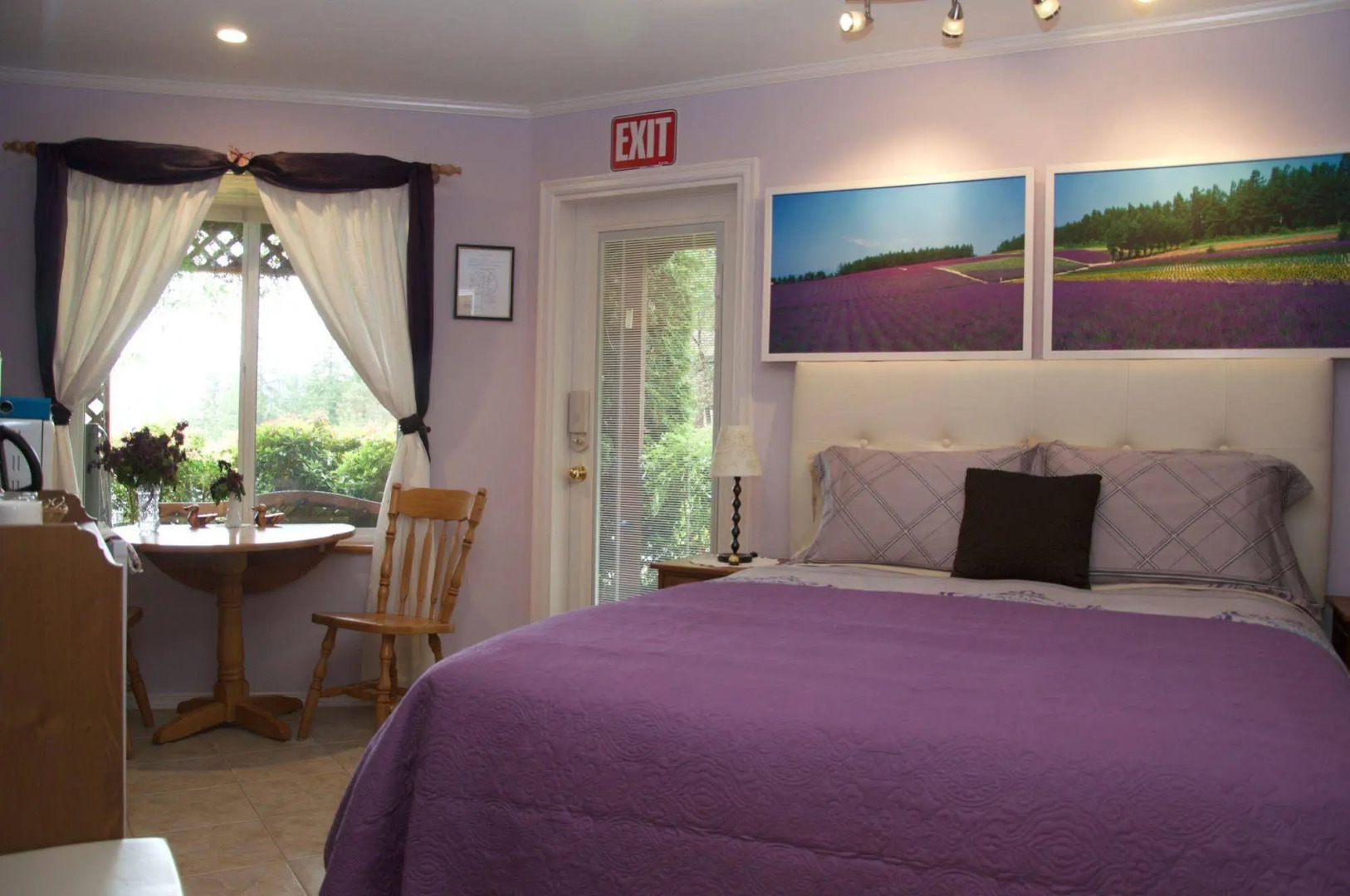 Enchanter Oceanview Suites