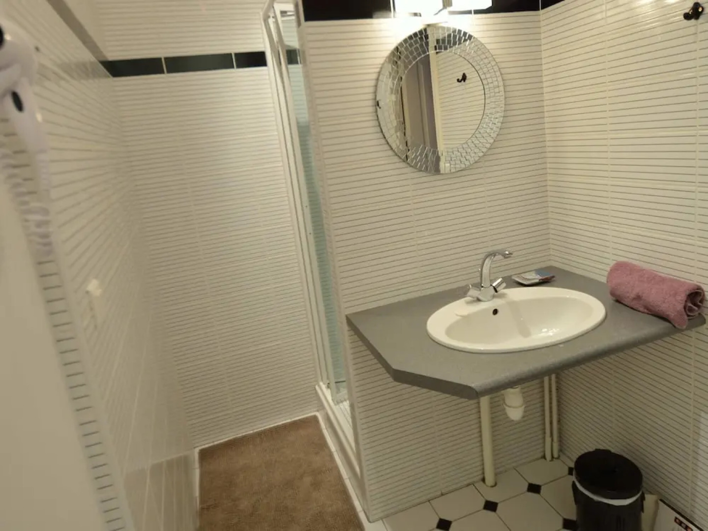 Le Jardin Des Pierres Dorées