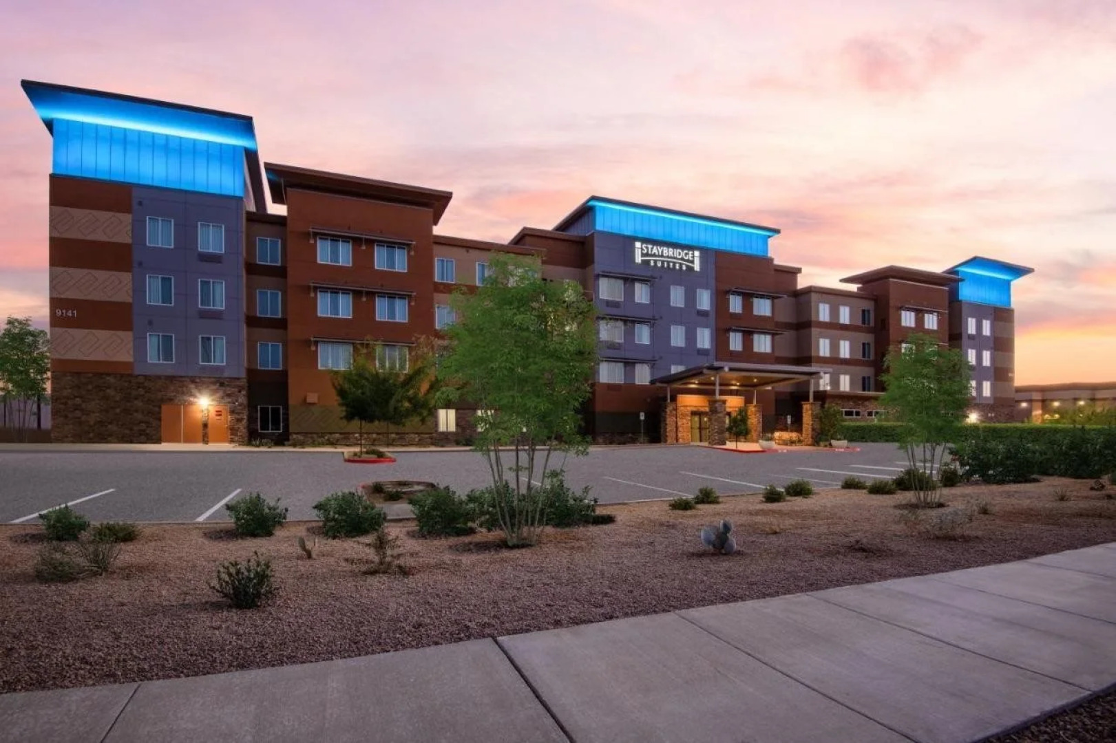 Staybridge Suites Scottsdale - Talking Stick by IHG