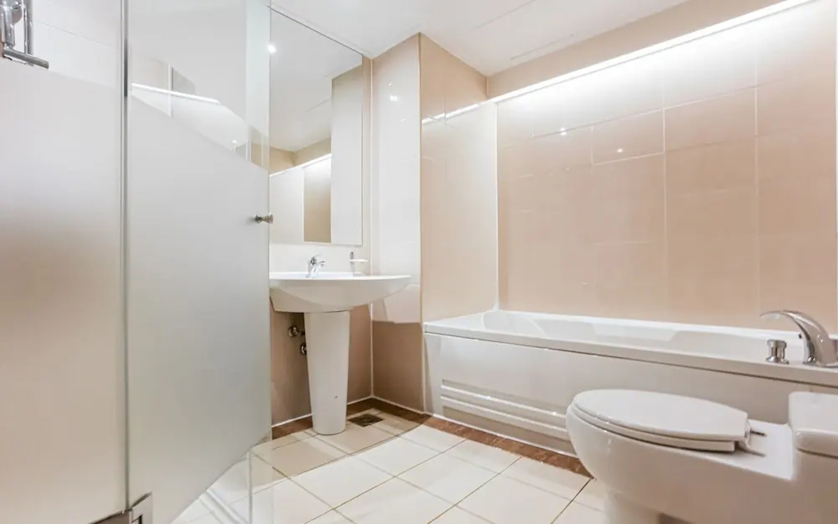 Yongin Singal Sangsang Hotel 1