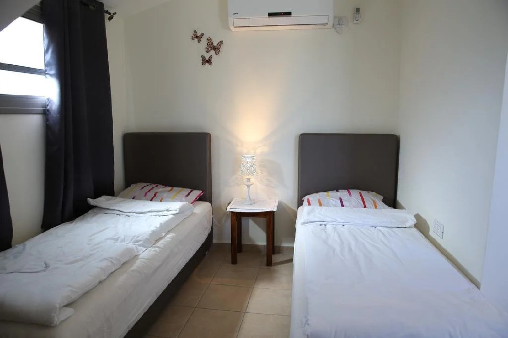 Korins At the Dead Sea