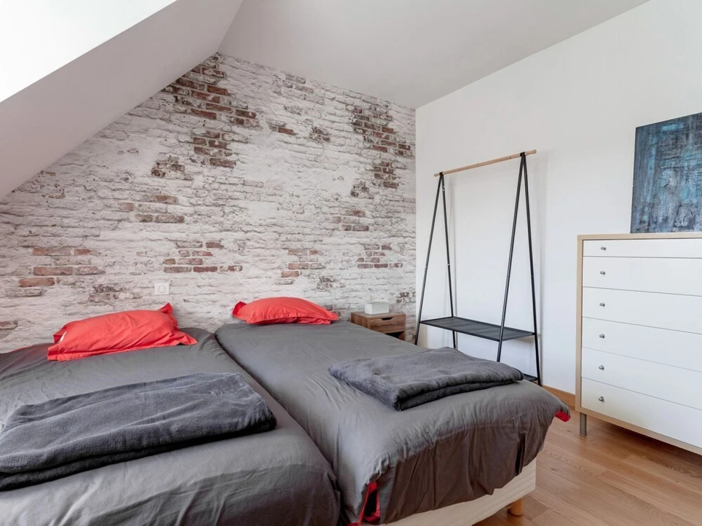 Vintage Holiday Home in Escalles with Garden