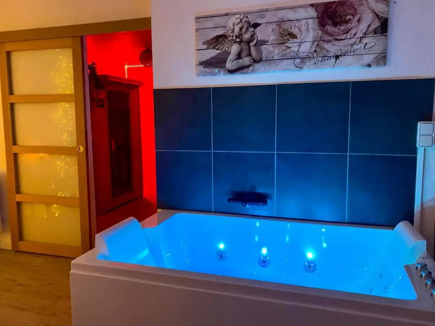 COSY & SPA Appartement Luxe JACUZZI SAUNA Suite Cristal