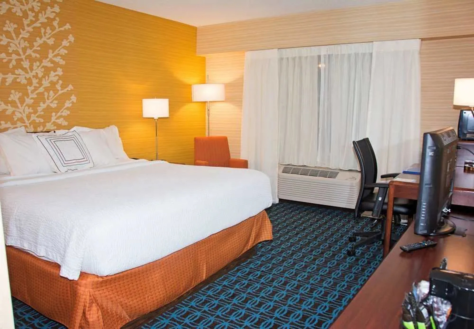 Fairfield Inn & Suites Butler