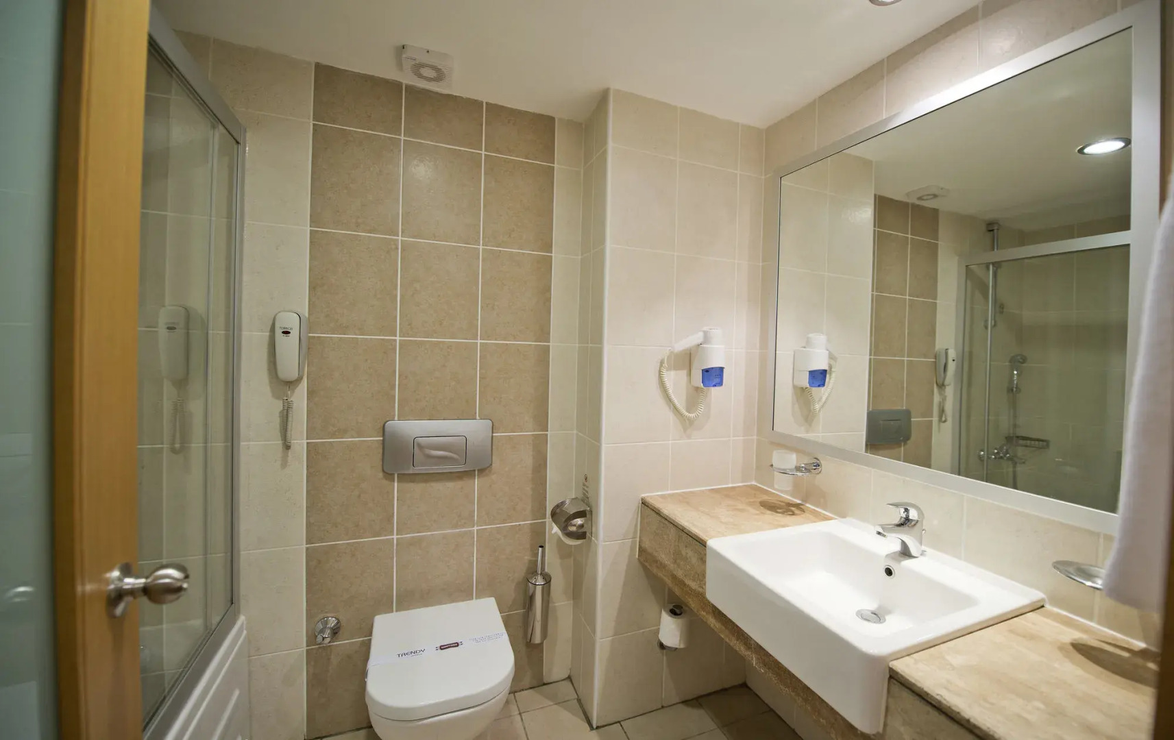 Trendy Side Beach (Adults Only, 16+)