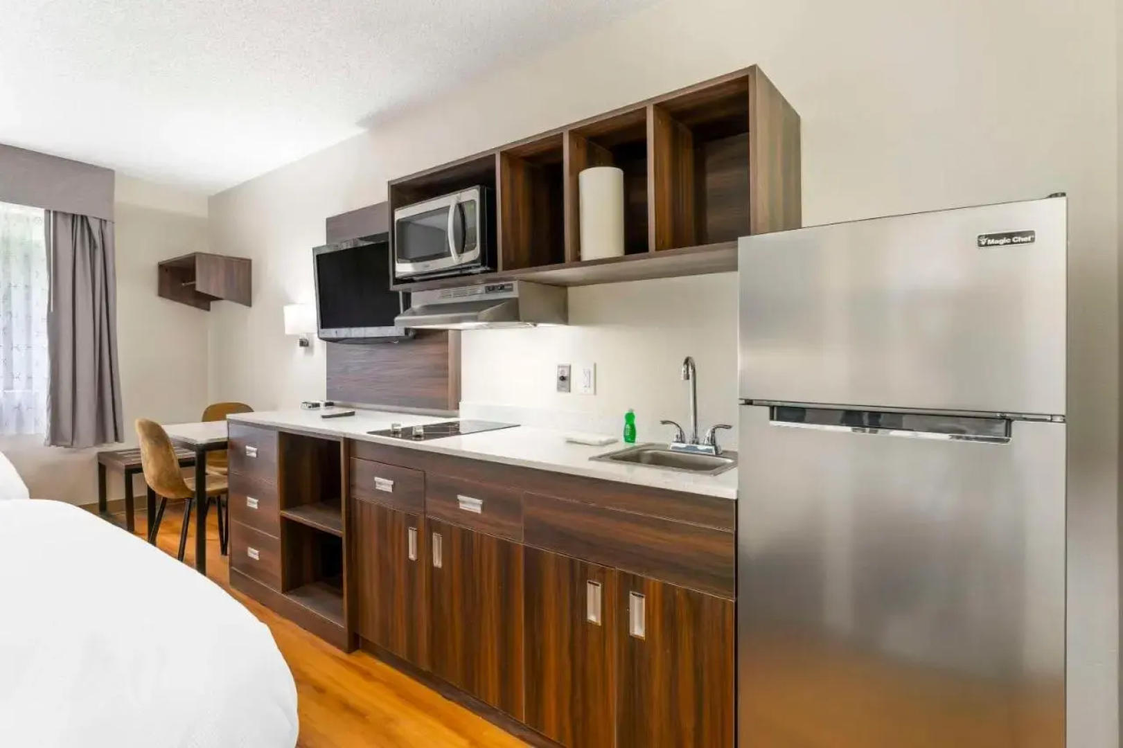 Econo Lodge Lavale