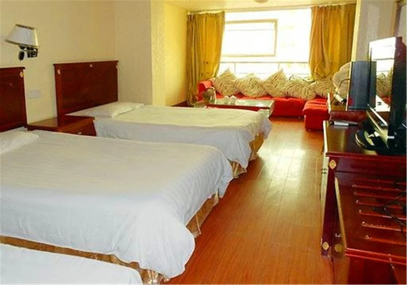 Xinfengyuan Hotel Qingdao Fanxian Road