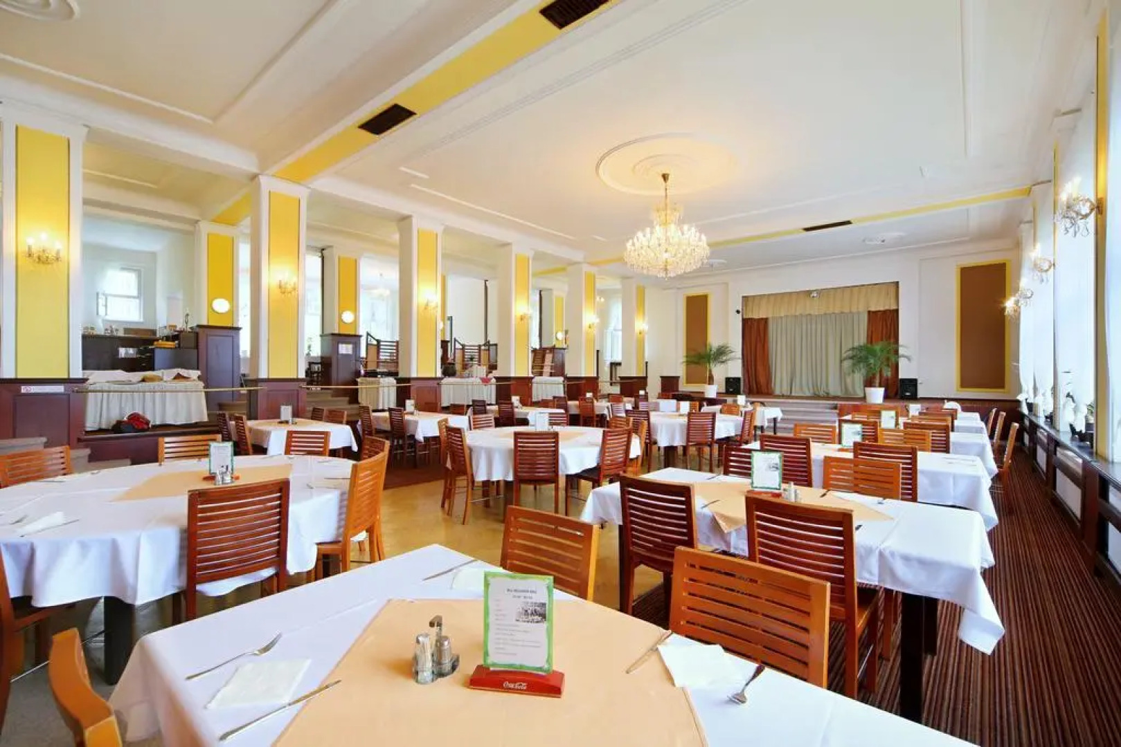Palace Club