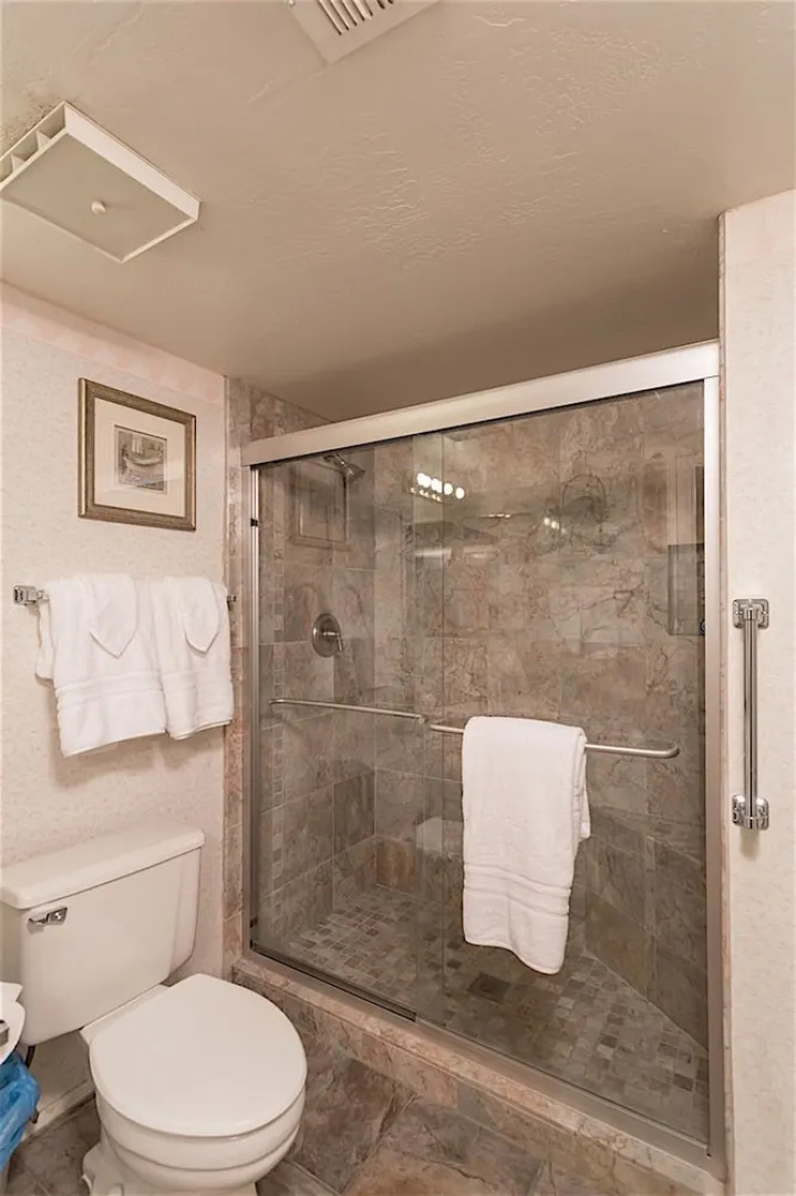 Surprise Escape 2 BR by Casago