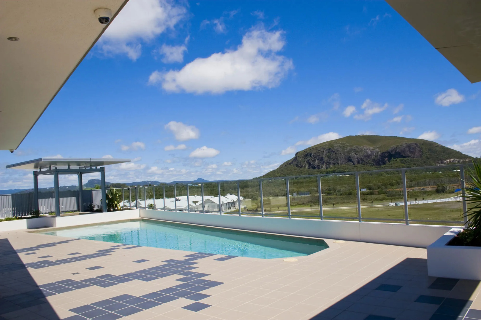 White Shells Luxury Apartments