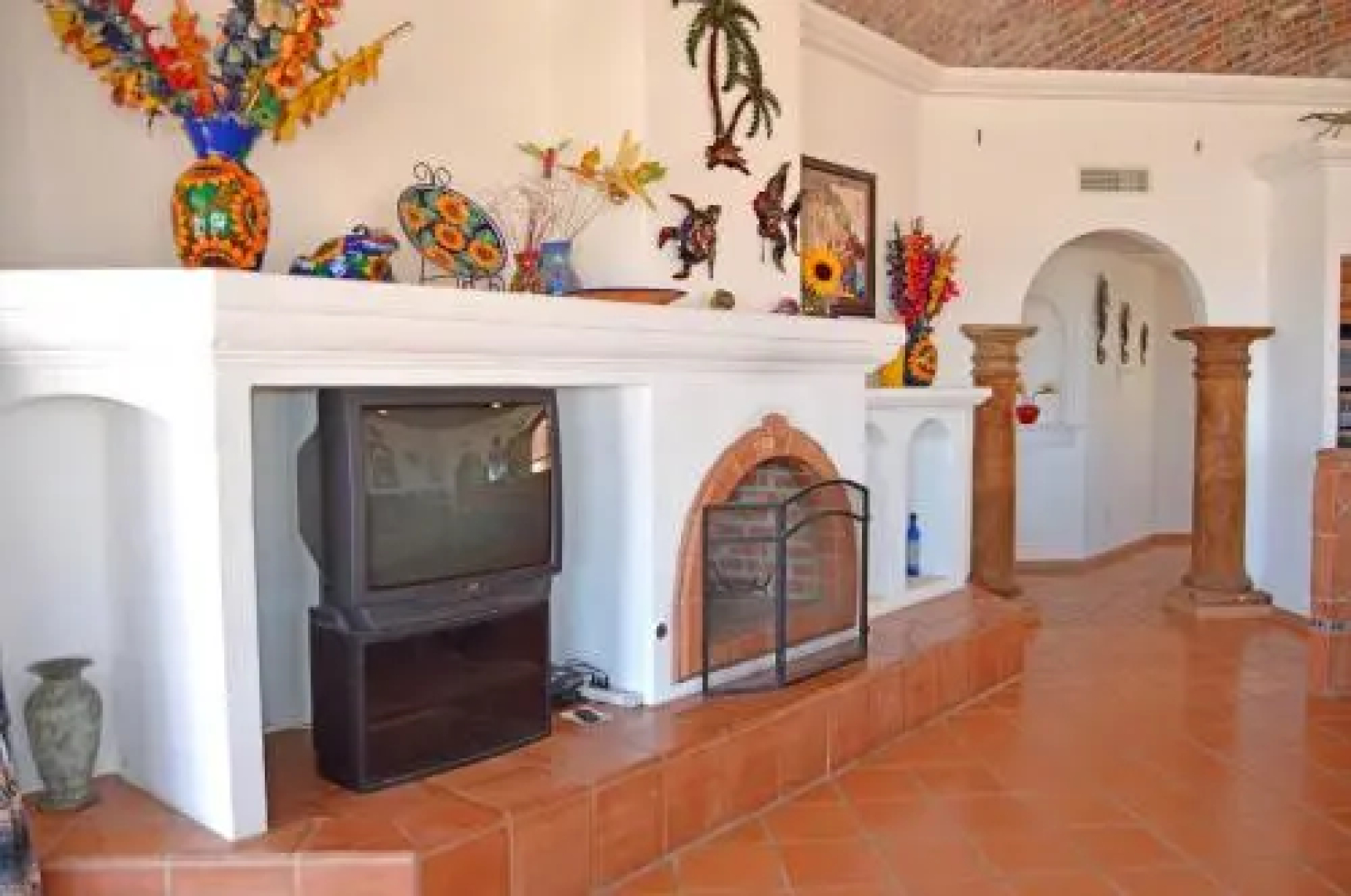 Casa de Paraiso by RedAwning
