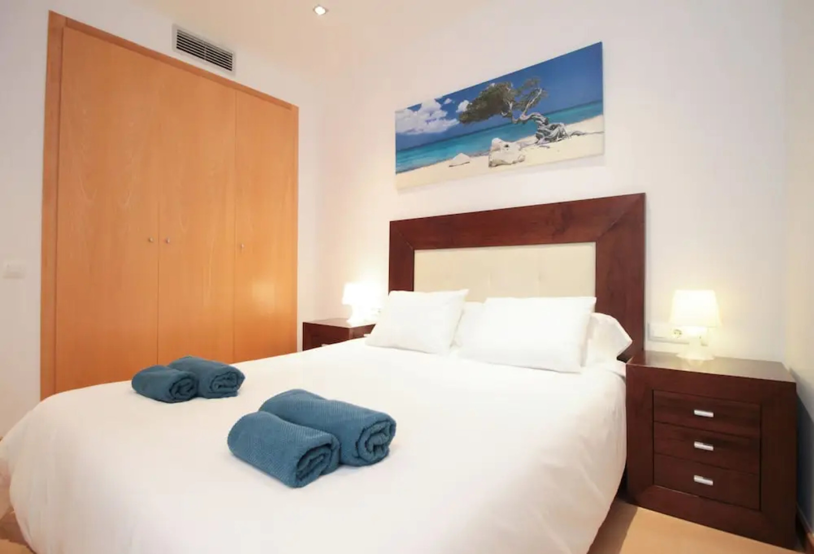 F03 Apartment with private rooftop