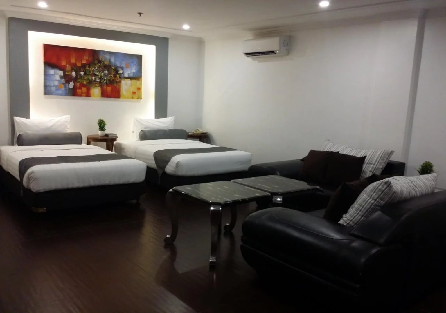 拉古娜圣罗莎阳光宾馆(Sunlight Guest Hotel Sta. Rosa Laguna)