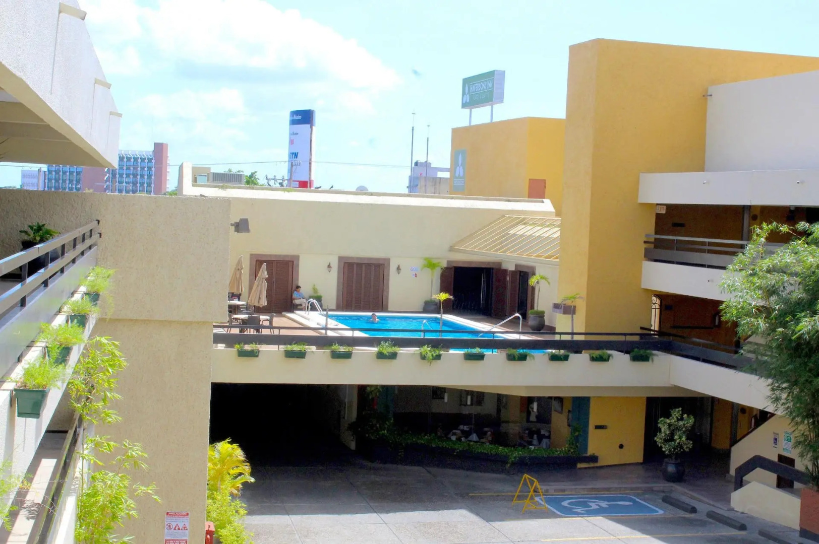 Hafersons Inn Hotel & Suites