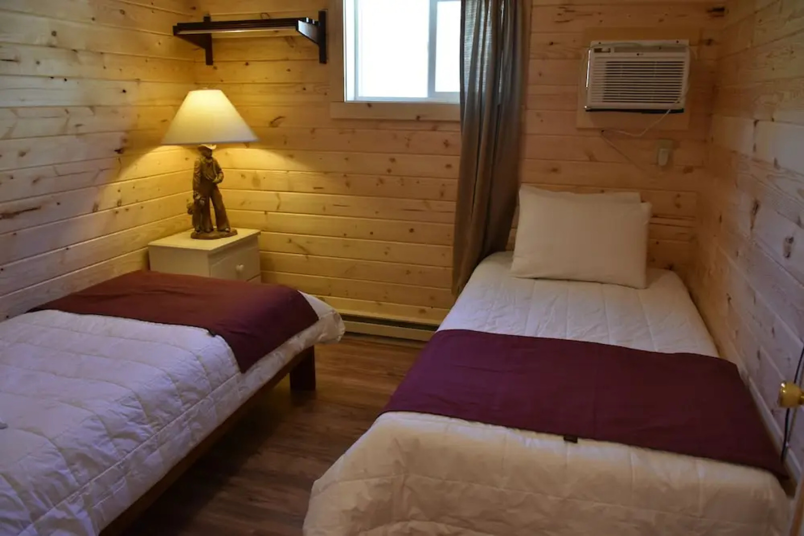 Yellowstone Mountain Cabins