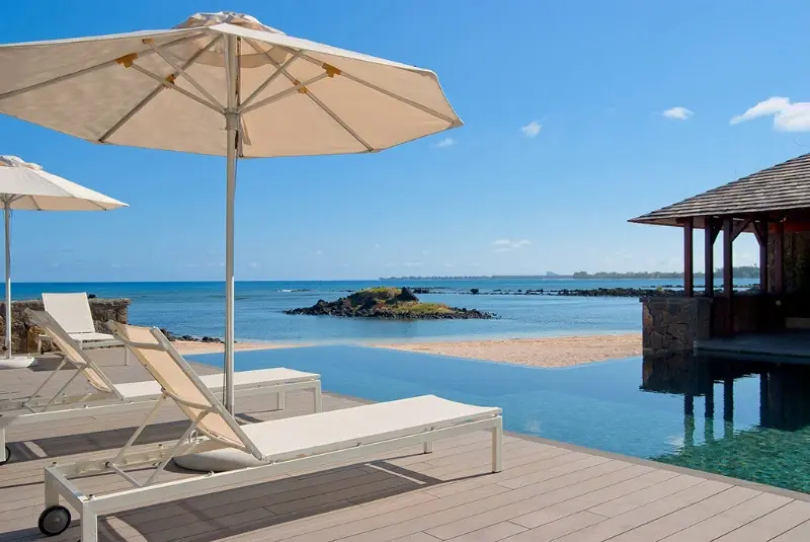 Bon Azur Beachfront Suites & Penthouses